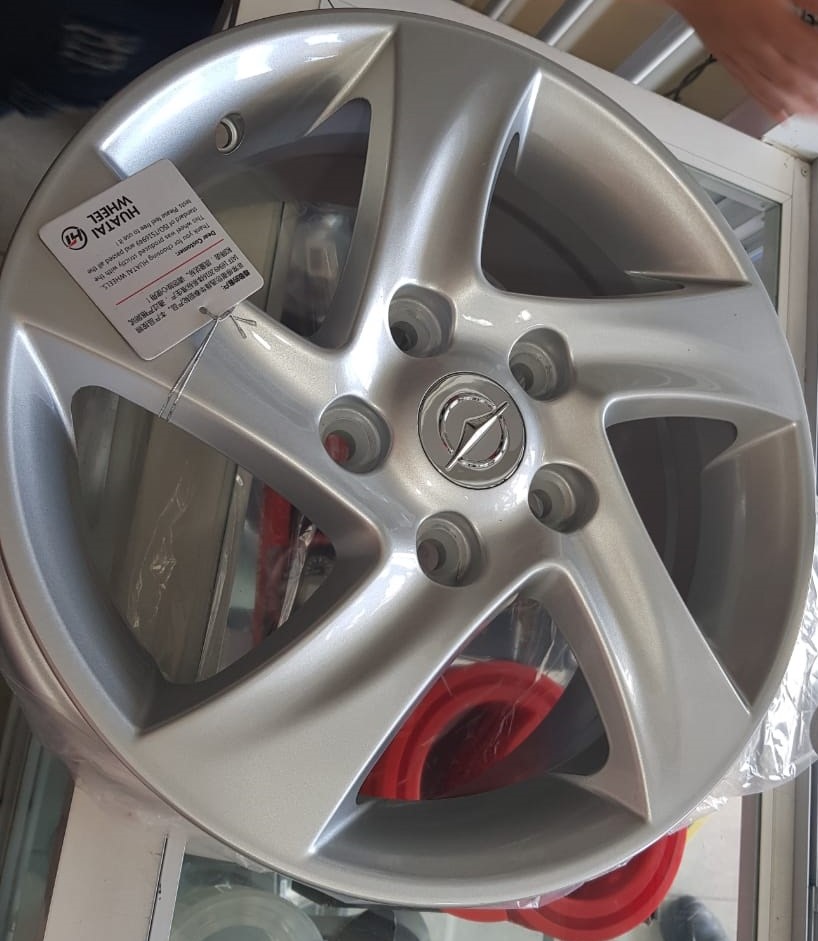http://186.101.203.79:9876/desingcar/static/image/product/4142.jpg